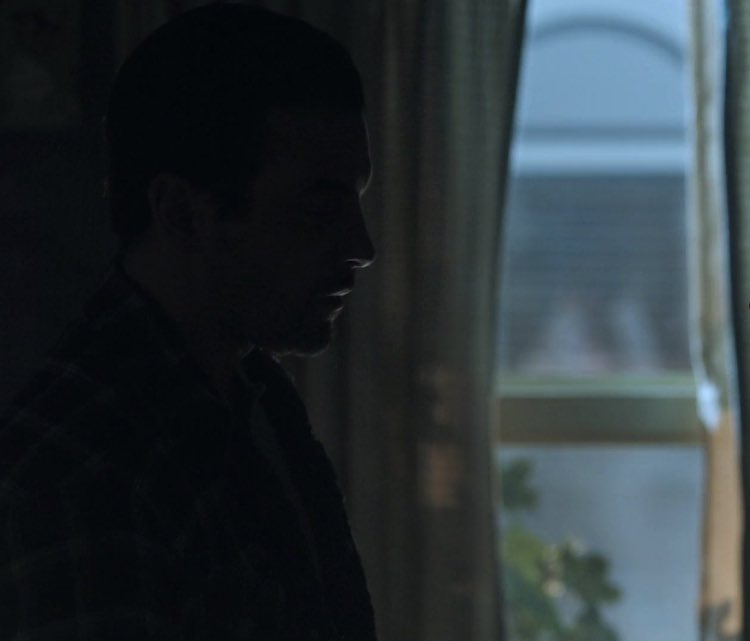 shayeraholz's tweet image. falice using barchieβs window as their first scene is just so iconic of them