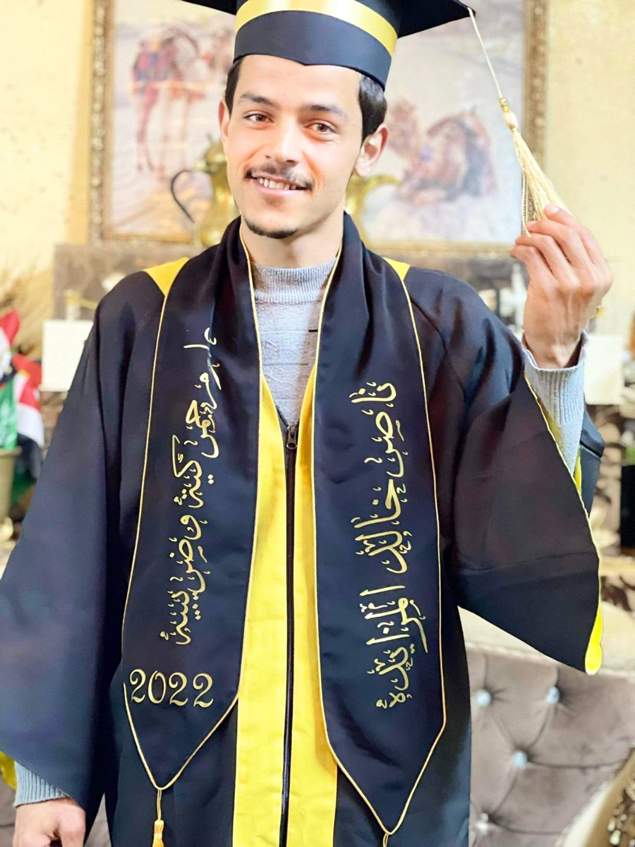 NaseerSoudi's tweet photo. بسم اللّٰه الرحمن الرحيم
(يَرْفَعِ اللَّهُ الَّذِينَ آمَنُوا مِنْكُمْ وَالَّذِينَ أُوتُوا الْعِلْمَ دَرَجَاتٍ وَاللَّهُ بِمَا تَعْمَلُونَ خَبِيرٌ) تم وبحمد الله إتمام متطلبات التخرج من جامعة البلقاء التطبيقية كلية معان تخصص: علوم جمركية وضربية اللهم إني أسألك التوفيق والنجاح 🤍🙏 https://t.co/3IchNUVHk6