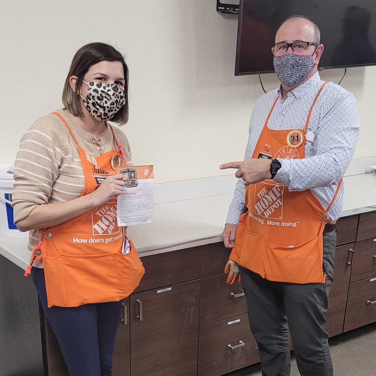 Congratulations to our amazing OASM <a href="/jbh8288/">Julie</a> for doing an amazing job as Interim SM while <a href="/trh_204/">Tim Hoover</a> was on vacation doing the winter storm last week! She REALLY rocked it out when it came to stepping up in the role. #WellDeserved 
<a href="/LewisHom/">Jimmy Lewis</a> <a href="/RushClay/">Clay Rush</a>