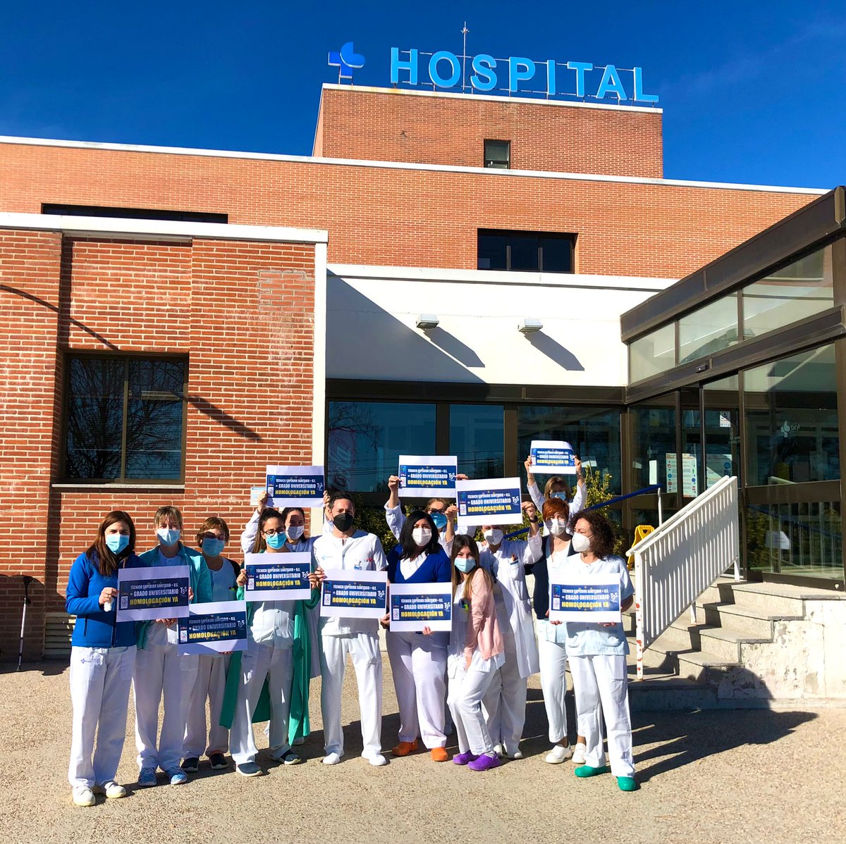 mariajmiren's tweet photo. #OrgulloTSS
Los compañeros #TécnicosSuperioresSanitarios
de Valladolid del Hospital Río Hortega, Hospital Clínico
y del Hospital General de Medina del Campo
concentrados por el #TSSGradoUniversitario
el #8febrero22
#JuntosSomosMás
#ahoraonuncaTSS https://t.co/8SGOV3gqIE