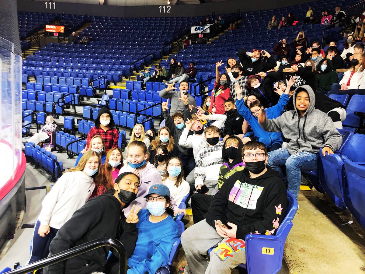 gmms_band's tweet photo. LET’S GO ROYALS! 
thanks Mr. K &amp; Mr. W for organizing the first #7thGradeClassTrip at a @ReadingRoyals game! 🏒 🥅 

#ItsHockeyTime #Hockey #MiddleSchool #MifflinLeads #MifflinSD 

@GovMifflinSD @GovMifflinMS https://t.co/HgfE5kI6KD