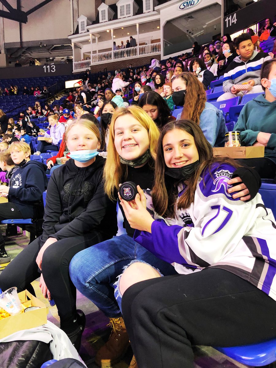 gmms_band's tweet photo. LET’S GO ROYALS! 
thanks Mr. K &amp; Mr. W for organizing the first #7thGradeClassTrip at a @ReadingRoyals game! 🏒 🥅 

#ItsHockeyTime #Hockey #MiddleSchool #MifflinLeads #MifflinSD 

@GovMifflinSD @GovMifflinMS https://t.co/HgfE5kI6KD