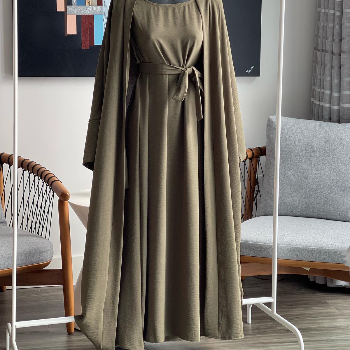 essentialveil's tweet photo. Shop our 2PC Abaya Sets in different colors + sizes up to 2XL   https://t.co/W65v3hDIng #abaya #modesty #Ramadan https://t.co/PDLCsd7TG0
