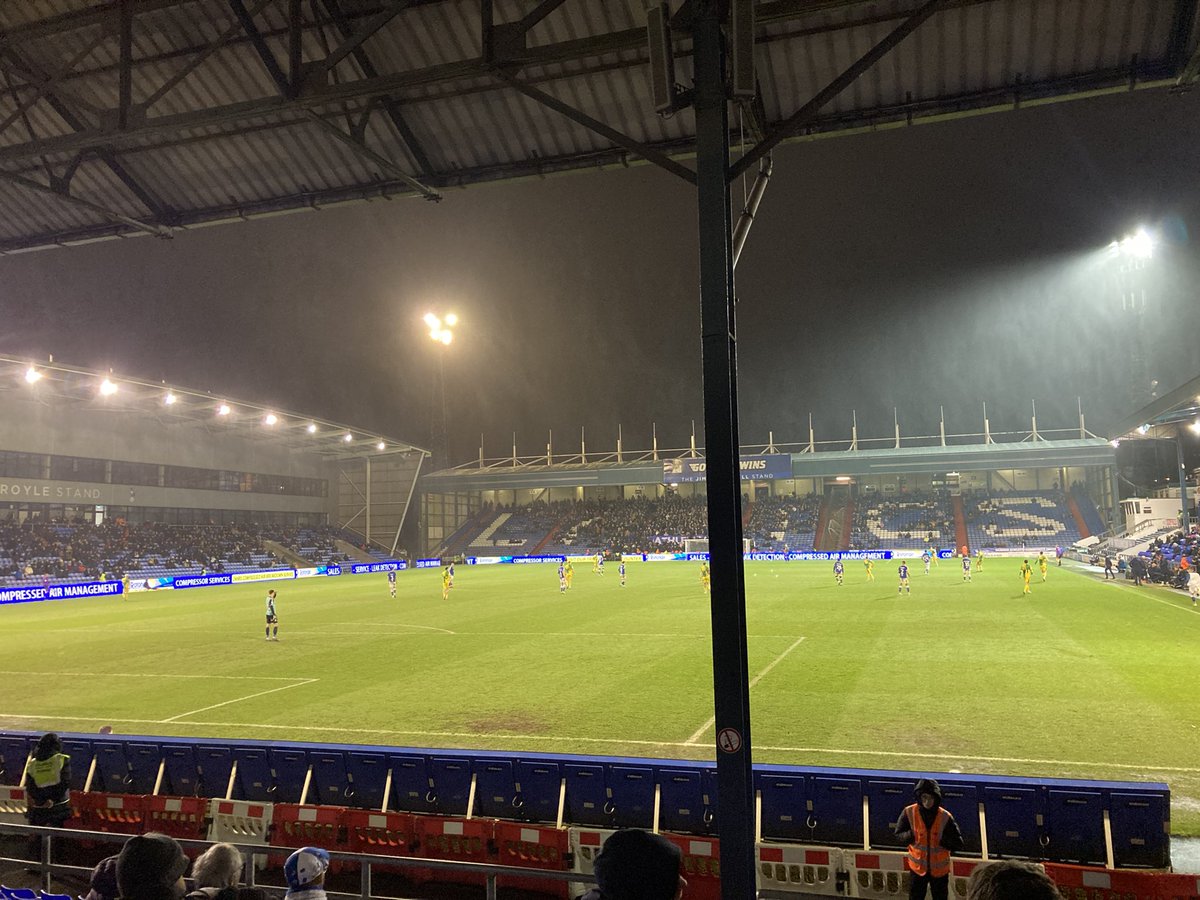 sipetch's tweet image. Why did I think Oldham away on a Tuesday night was a good idea?? 🤦🏻‍♂️😬😴