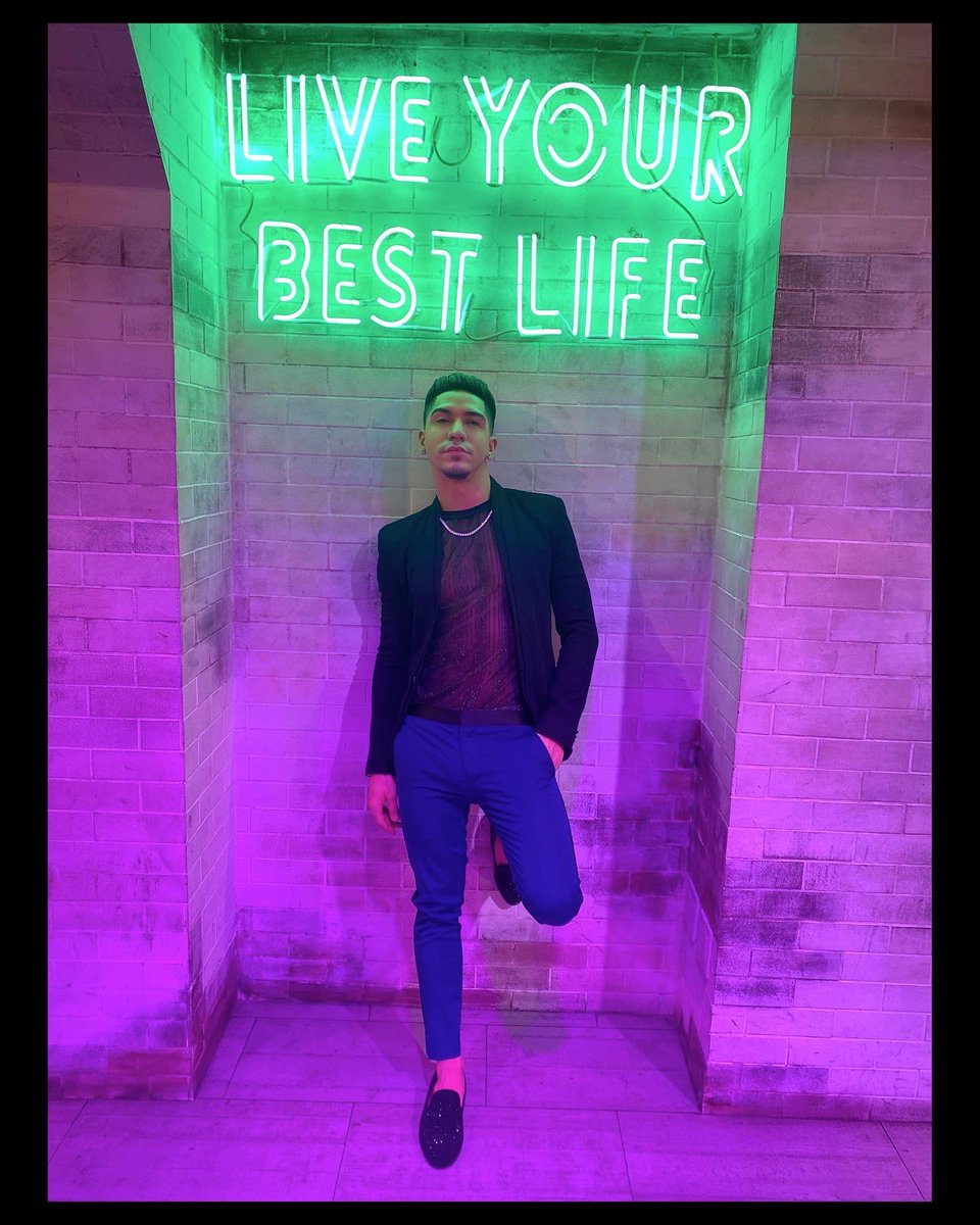 KingChristianRo's tweet photo. Live Your Best Life!! @MarsModels #DreamBig #WorkHard #KingChristianRoyals #LosRealeza #Photography #UNNHawtie #Explore #YhiceyHawtinc #UNNManagement #Model #ModelShoot #Vibes #King #PhotoShoot #ModelSearch #ModelsWanted #Body #Fashion #Confidence #ModelAgency #Hottie #Ambition https://t.co/TadLfMcnVi