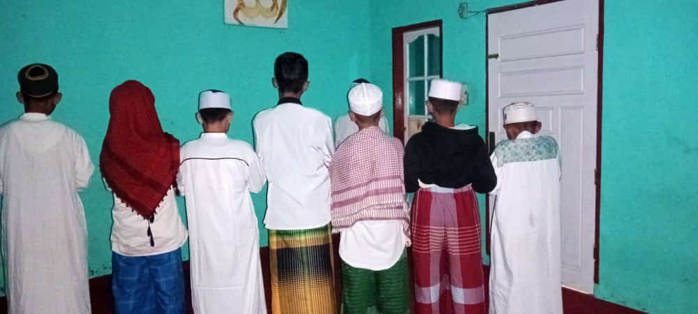 PesantrenKaro's tweet photo. Assalamualaikum 
Pagi yang cerah untuk aktivitas yang berkah 
Jangan lupa awali hari dengan bacaan Qur'an dan sholat Dhuha 

#Pesantren_Hidayatullah_Berastagi😊 https://t.co/erxTxtsn1G