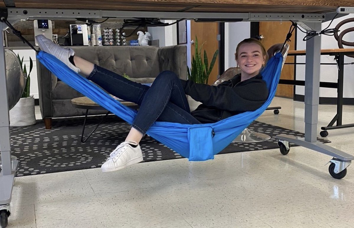Tuesday's... am I right? 
.
.
.
#lounging
#tuesday
#newweek
#hammock
#teamcascadesciences