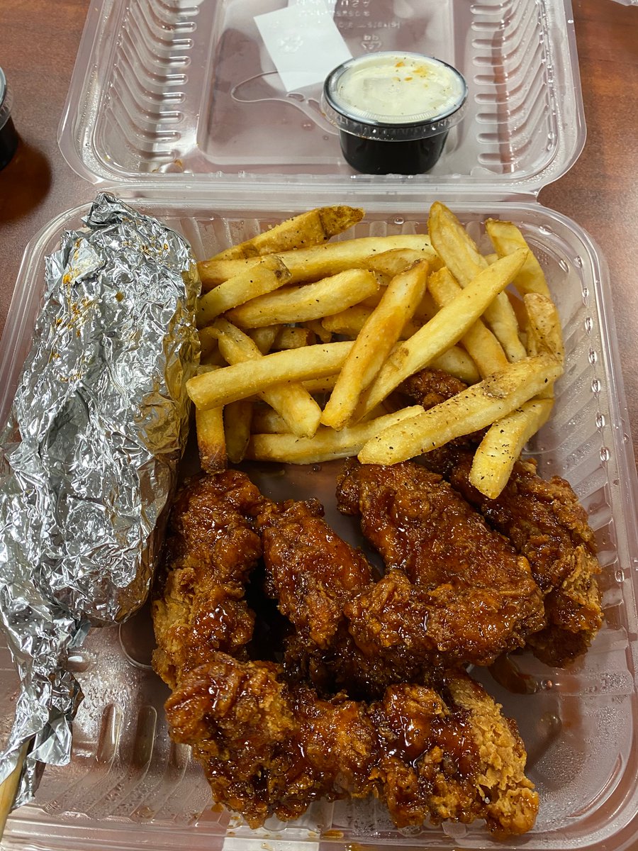 Congrats to our 2021 Iron Associate Award Winners!!! These associates had perfect attendance during a challenging last year. We celebrated with lunch from Chili’s and trophies.