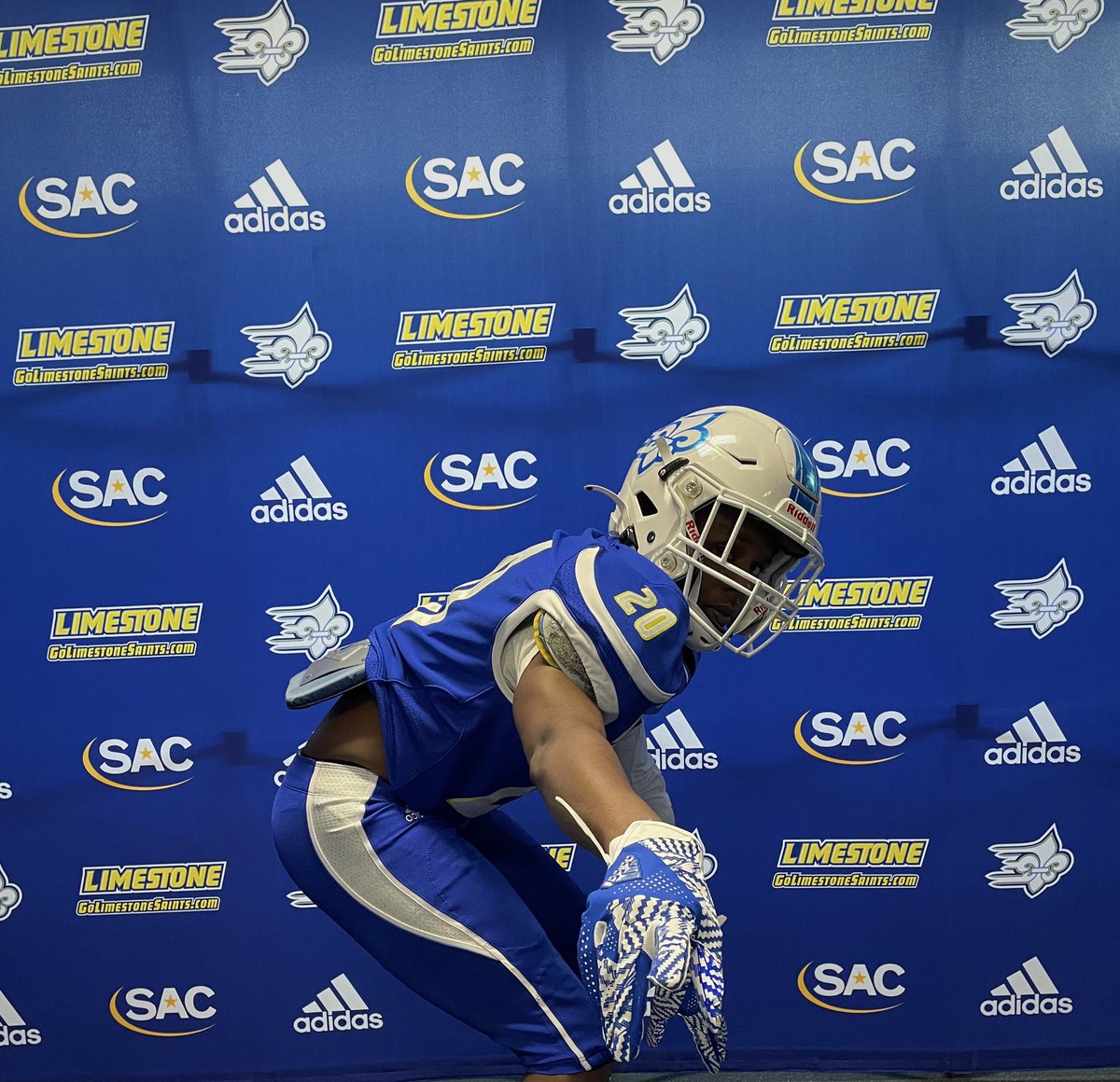 kirksey_antonio's tweet photo. After a wonderful visit to Limestone University I’m blessed to earn an offer ⚜️🔵 @CoachFargo_LCFB @CoachHolmes5 @train0187 @GregPort17 @864DBs https://t.co/c1C4ZODzI6