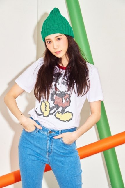 focusyura's tweet photo. #유라 클라이드앤(CLRIDE.n)은 유라의 2022 S/S 화보를 공개했다. https://t.co/s2KR2R7pHK