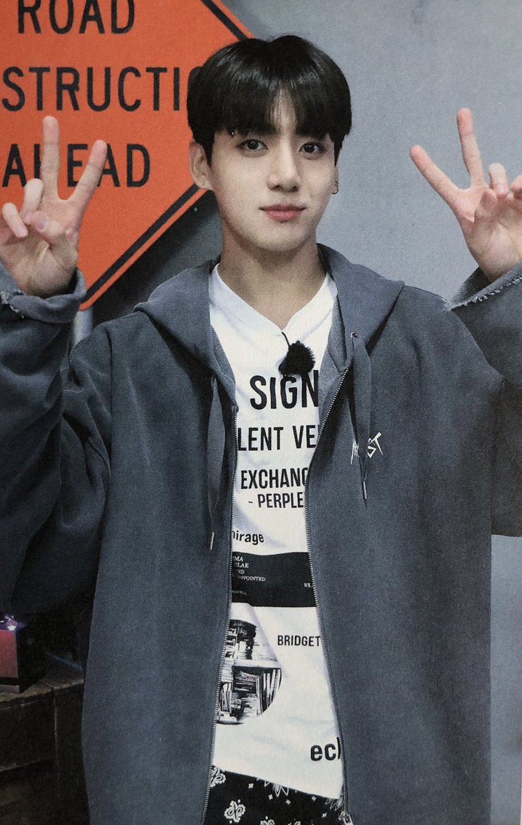 rockstarJKK's tweet photo. JUNGKOOK PHOTOCARD x MERCH BY BTS https://t.co/IoNcyOXBv8