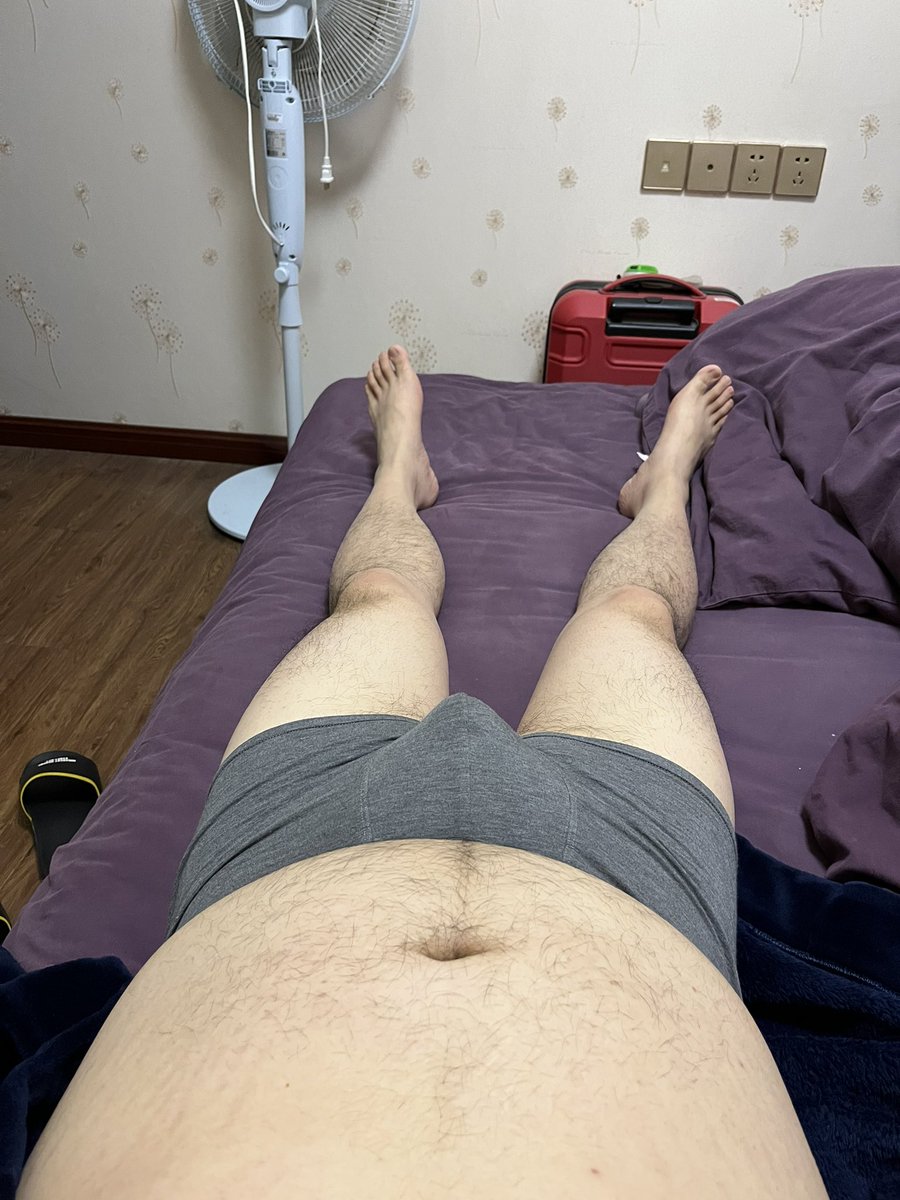 重庆胖熊找1 tweet media