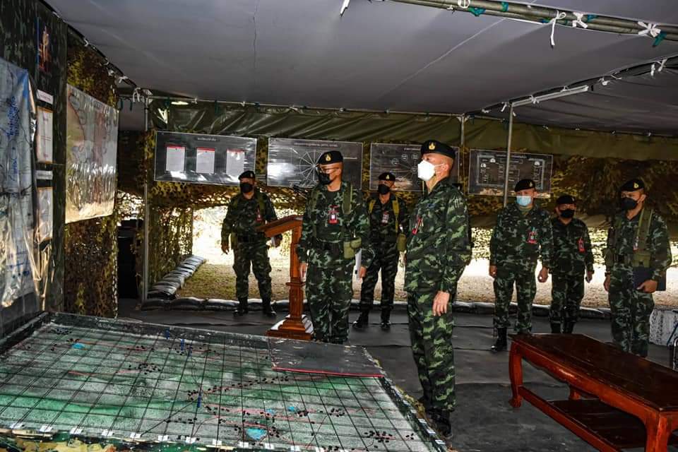 3_INFANTRY_DIV's tweet photo. ตรวจความพร้อม
 ผบ.ร.13 เป็นประธานตรวจสภาพความพร้อมรบ และให้กำลังใจกำลังพลส่วนรับการฝึก ก่อนการฝึกเป็นหน่วยกองร้อย ประจำปี 65 https://t.co/bwC0QMzY2Q