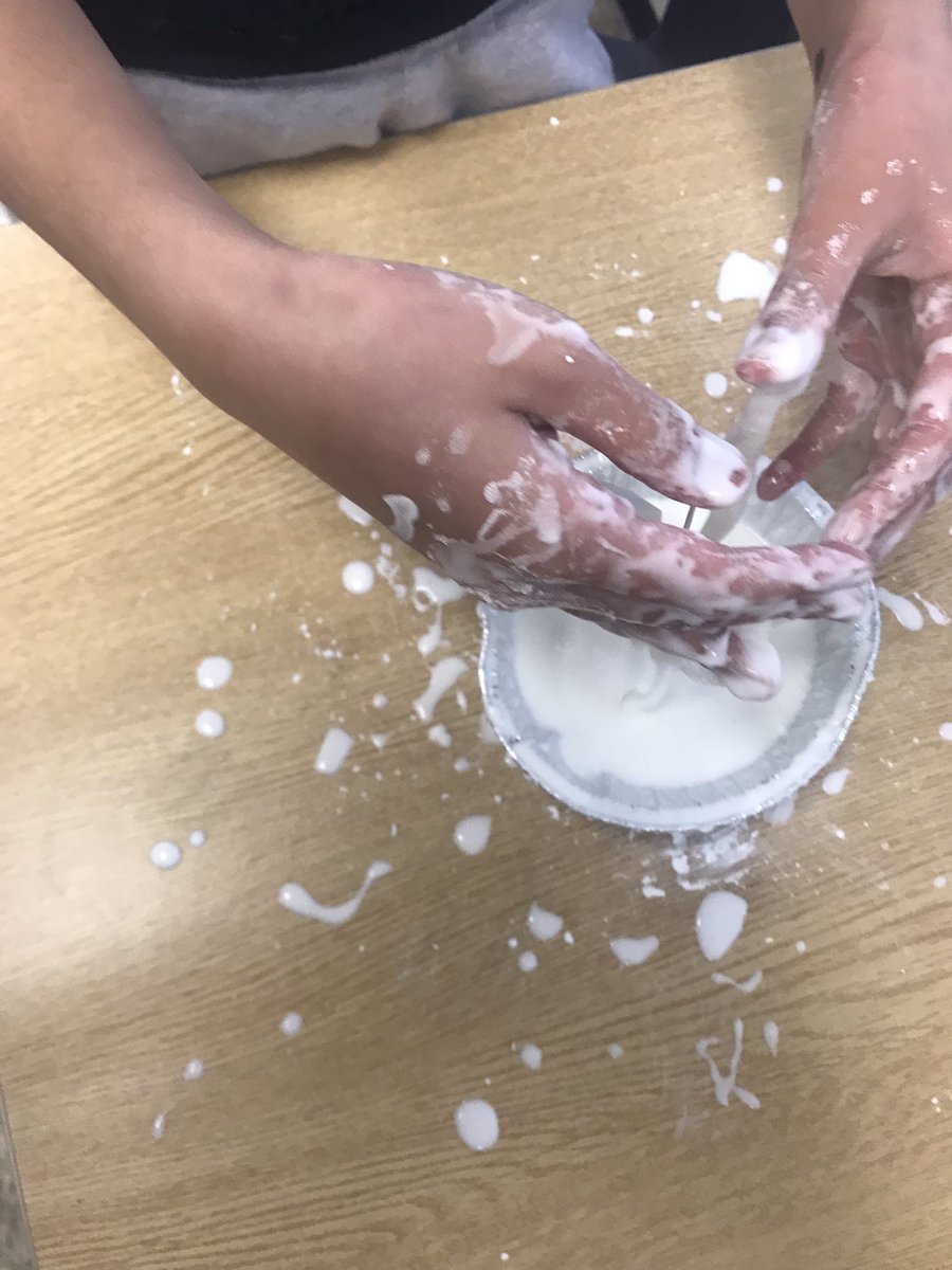 kitchingteach's tweet photo. Hands on science to explore Oobleck and states of matter. As one student said βscience is allowed to get messyβ #grade5science https://t.co/JE1L983fdc