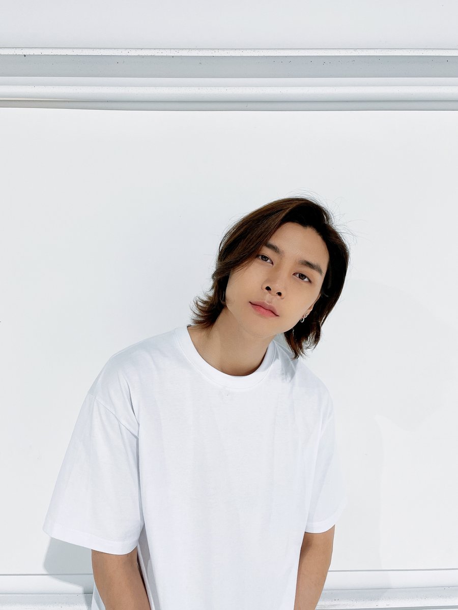 Happy birthday johnny!!!! love you <3 <3 <3    