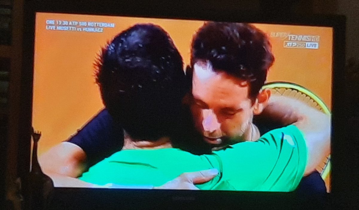 PRiccardo96's tweet photo. Grazie #delpo !❤ Grazie di tutto quello che hai dato al tennis📌🥎

#BuenosAires #delpotro #tennis https://t.co/dLfpMcdhVm