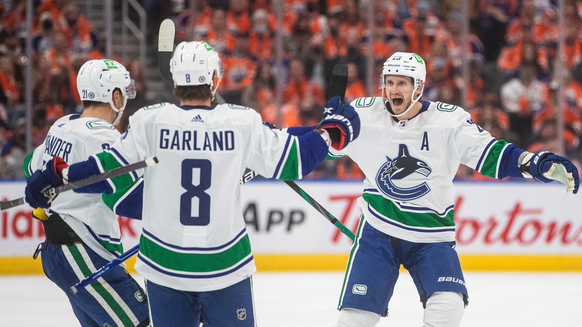 Ванкувер вашингтон. Колорадо ванкувер прогноз. Ванкувер колорадо прямая трансляция. Колорадо эвеланш. Ванкувер чикаго.