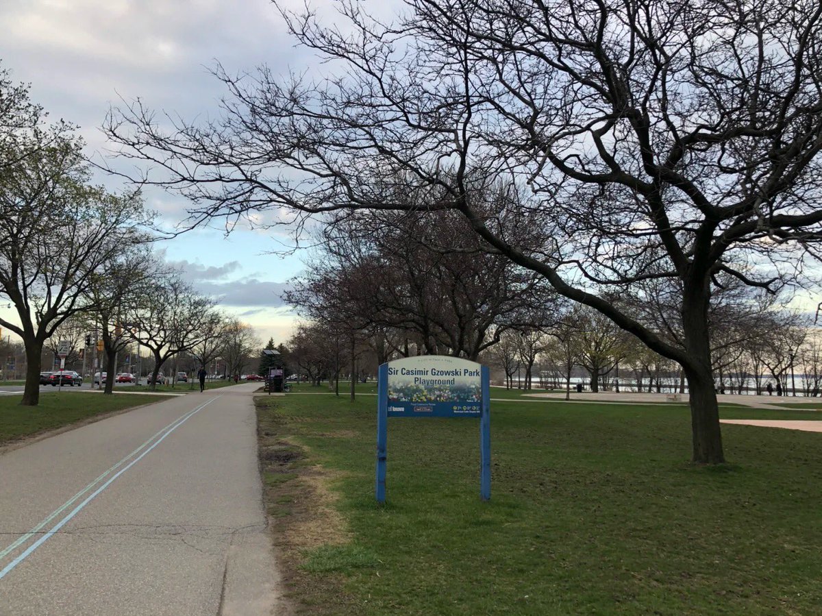 I like the peace at this moment.