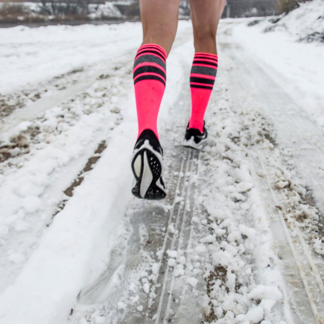 Cuando el terreno se pone complicado es cuando más agradeces tener la ayuda de los mejores. Sportlast ofrece la mejor tecnología de compresión deportiva del mercado para ayudar a deportistas de cualquier nivel o disciplina a sacar lo mejor de sí mismos.