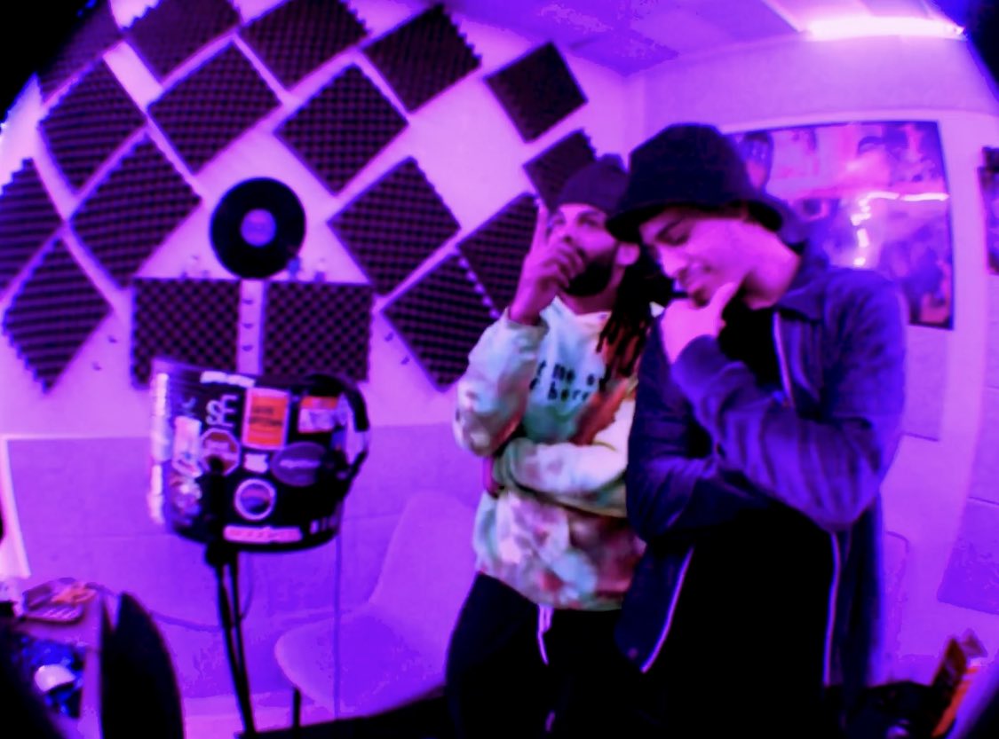 vivelajuventuz's tweet photo. ‘Friday’ with my brother @jaysavior_  coming in a few! #Audiomackexclusive https://t.co/0WWxs1SE2e