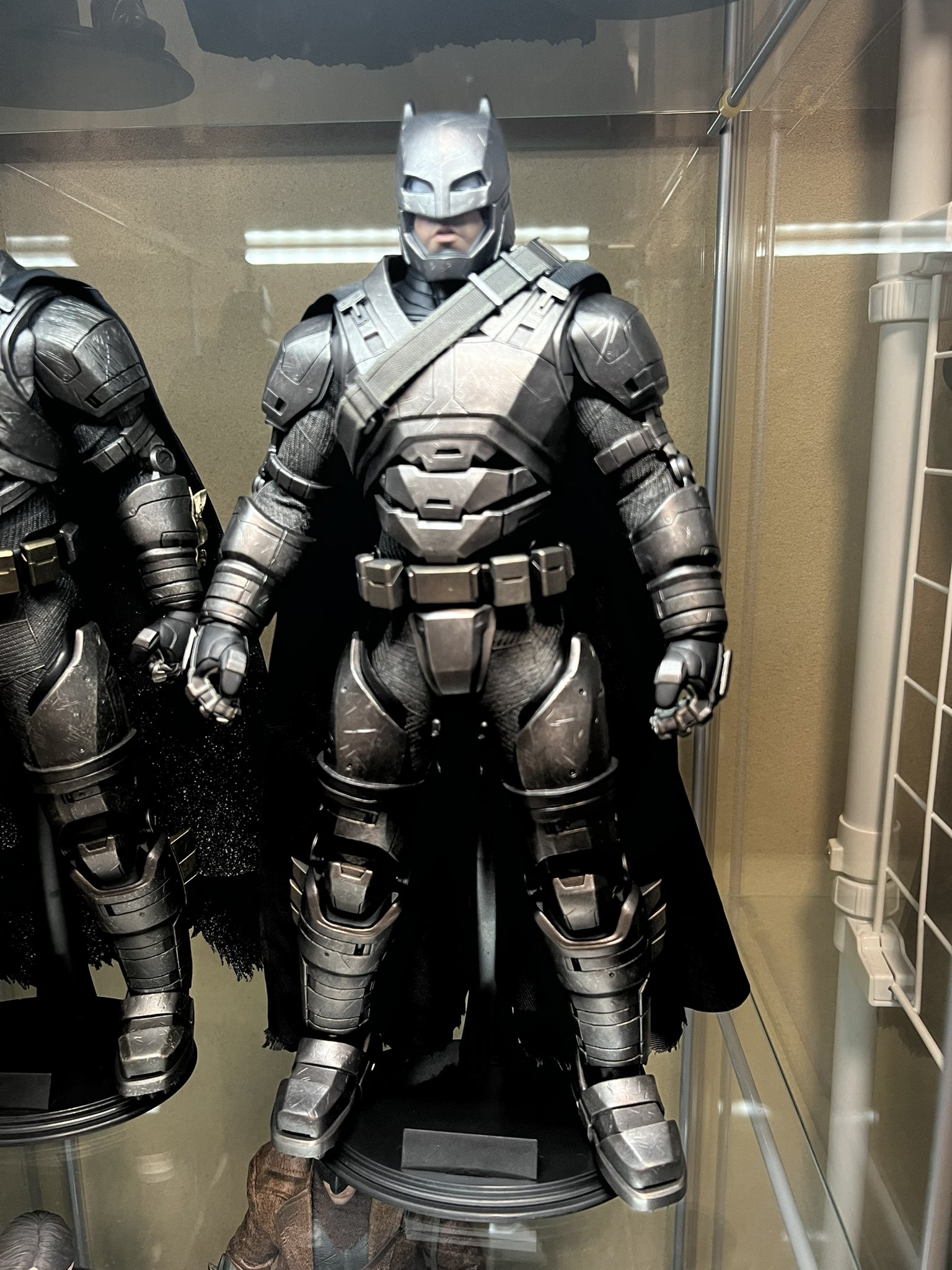 HOTTOYS アーマードバットマン ブラッククロム 限定版 DC-