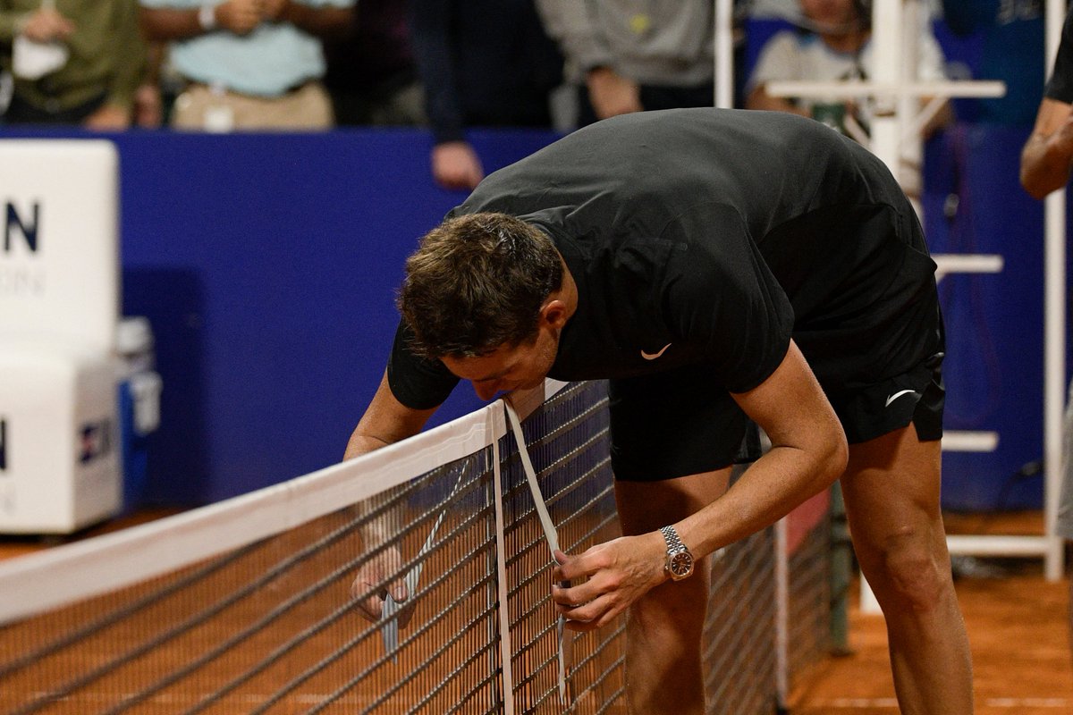 josemorgado's tweet photo. Thank you, Delpo.

[getty] https://t.co/GtUPI9DPhk