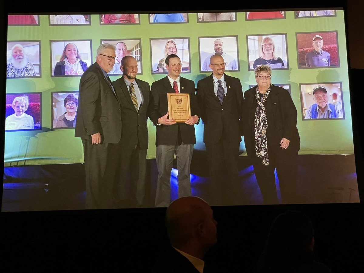 CIO_Joy's tweet photo. Great work from @clevelandmetroparks - 1st place Marketing for mobile app #FindYourPath and 1st place Natural Resource for #BrightonPark @OPRAOhio https://t.co/3vKasoKAbC