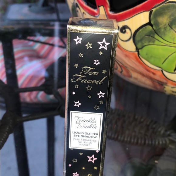 ghostxtcy's tweet photo. So good I had to share! Check out all the items I'm loving on @Poshmarkapp from @lilstellamarie #poshmark #fashion #style #shopmycloset #toofaced: https://t.co/VOY2kWEI7j https://t.co/EnYkMWxEdi