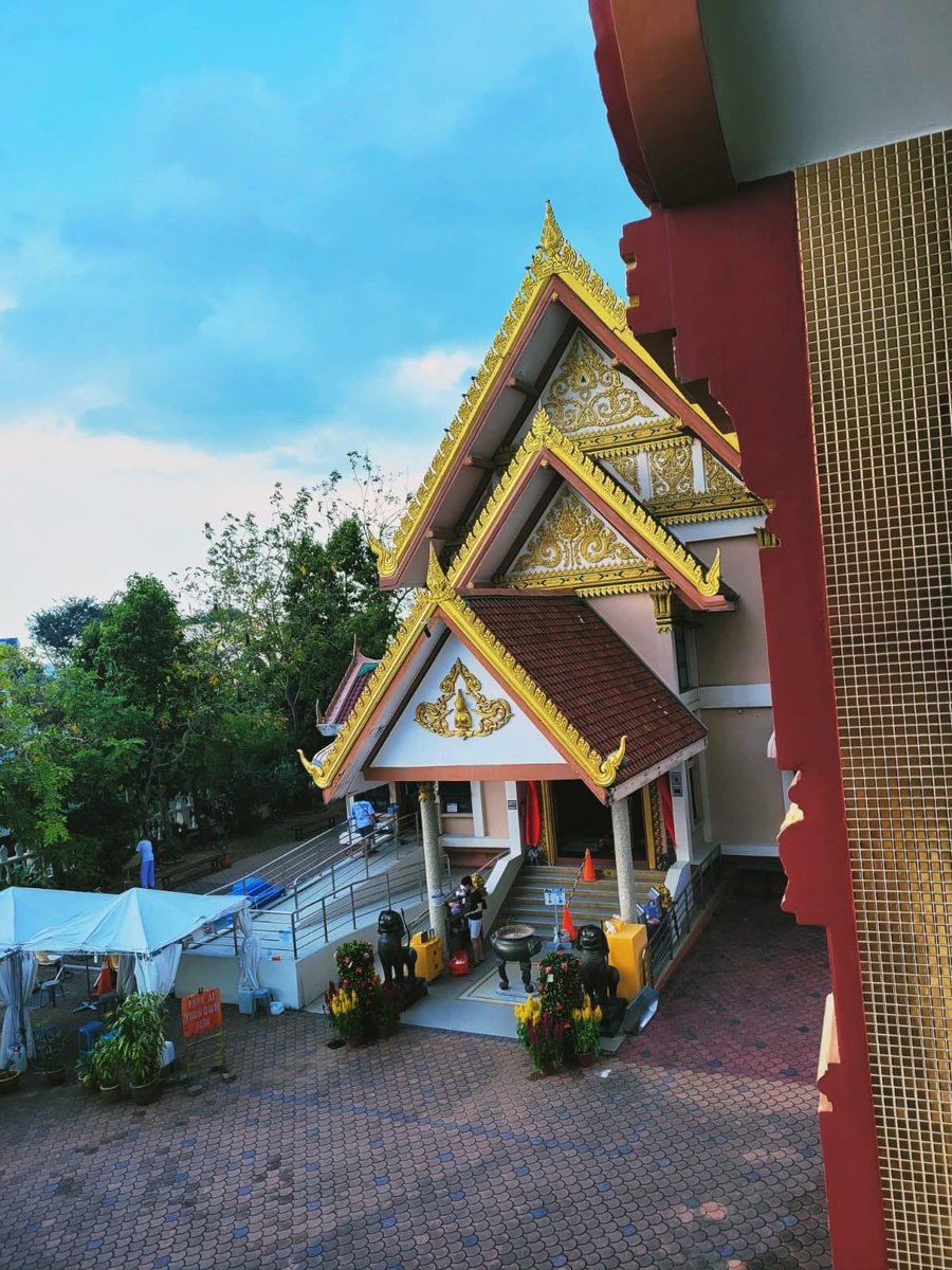 IRO_SG's tweet photo. The IRO’s Youth Circle had a meaningful January monthly catch-up  in the afternoon at the Palelai Buddhist Temple.

Venerable Phra Goh, who is both a resident monk in the temple and a member of the IRO Youth Wing, graciously hosted us. 

https://t.co/81i3o4AF14 https://t.co/jzkQw2woU2