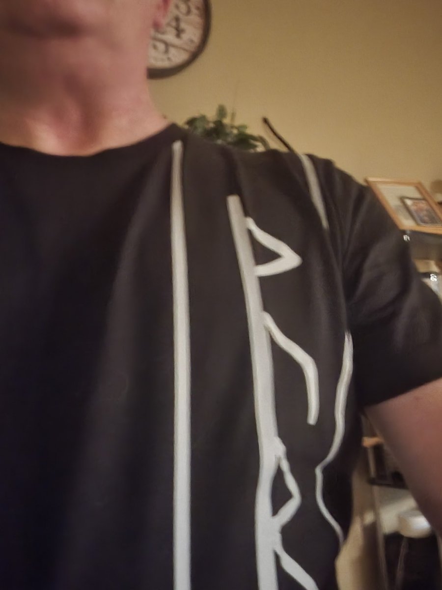New Thor Viki T shirt from @TheGrimfrost https://t.co/aGDVzrvNn3