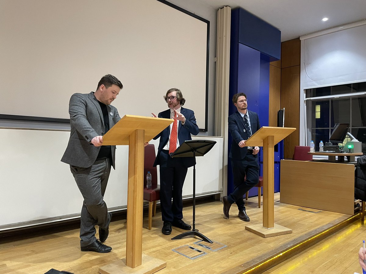 KCLTories's tweet photo. We had a great time debating “Should the NHS be Privatised” 
during our first cross-party debate of the year with @KCLLabour.

Very grateful to our speakers @K_Niemietz and @cthomasippr for joining us and sharing their ideas and expertise! https://t.co/kjGMAOZfBn