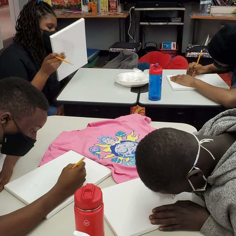 OfficialCJUE's tweet photo. The Coalition for Justice, Unity, &amp; Equity Youth Group at STAG is back open! 🙌🏾

Full post: https://t.co/kWRyOVWDRT https://t.co/eqdZM1R0dj