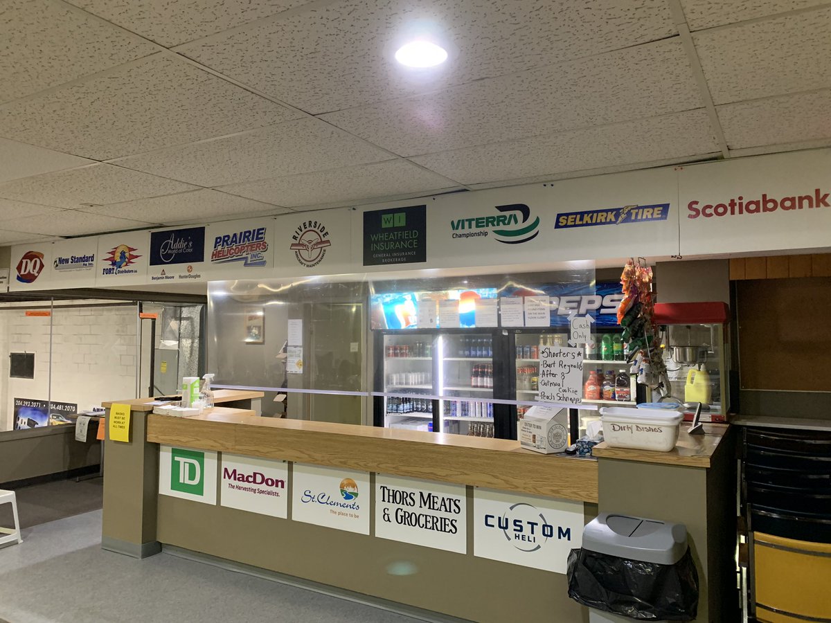 Reidohenderson's tweet photo. Some very fine local sponsors at this year’s Viterra Men’s Provincial Championship. And some great volunteers!  @SelkirkCurling #selkirkviterra. https://t.co/S1ljXZFsoj