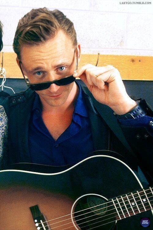 Happy birthday for Tom Hiddleston 