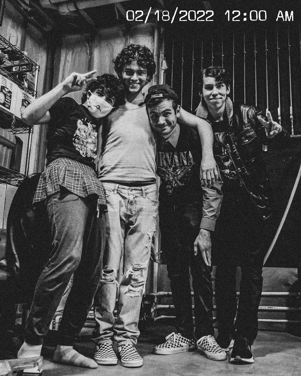 OfficialFMBand's tweet photo. hhhhhhhhhhhhhhhhhhhhhhhhhh====== https://t.co/d86depg2Yb