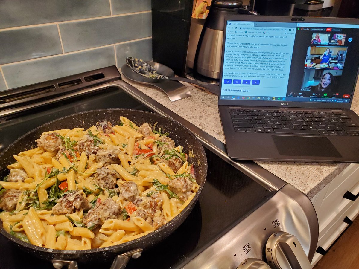 t_m_burden's tweet photo. Thanks to @OsteoporosisCA and #ThinkBeef for a great #unbreakable Cook-Along tonight! The Arugula and Roasted Red Pepper Meatball Pasta was delicious! https://t.co/xpErOaSQI4