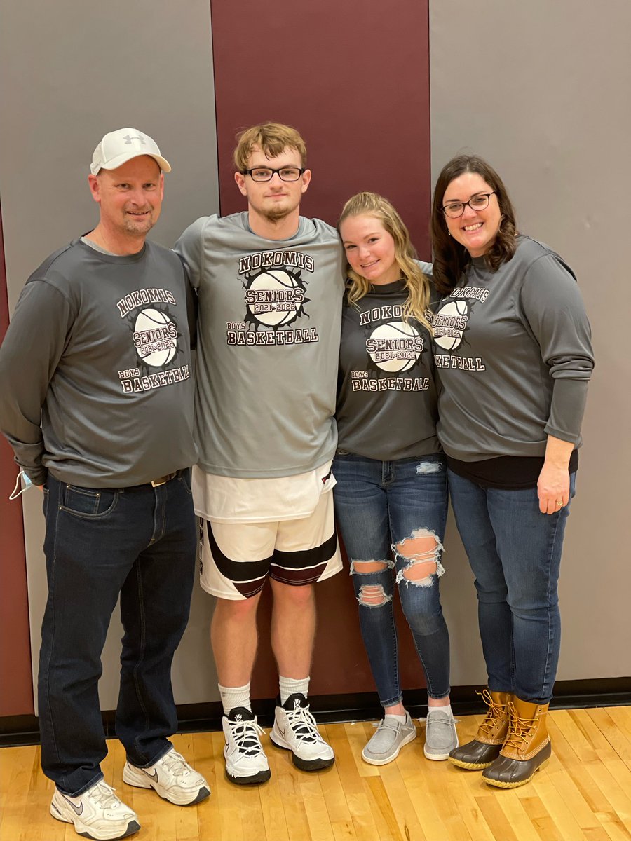 Ethan, what an exceptional high school career on senior night!! Way to finish with your best buddies an exceptional season. Can’t wait for the next chapter of the @NokoHoops season!