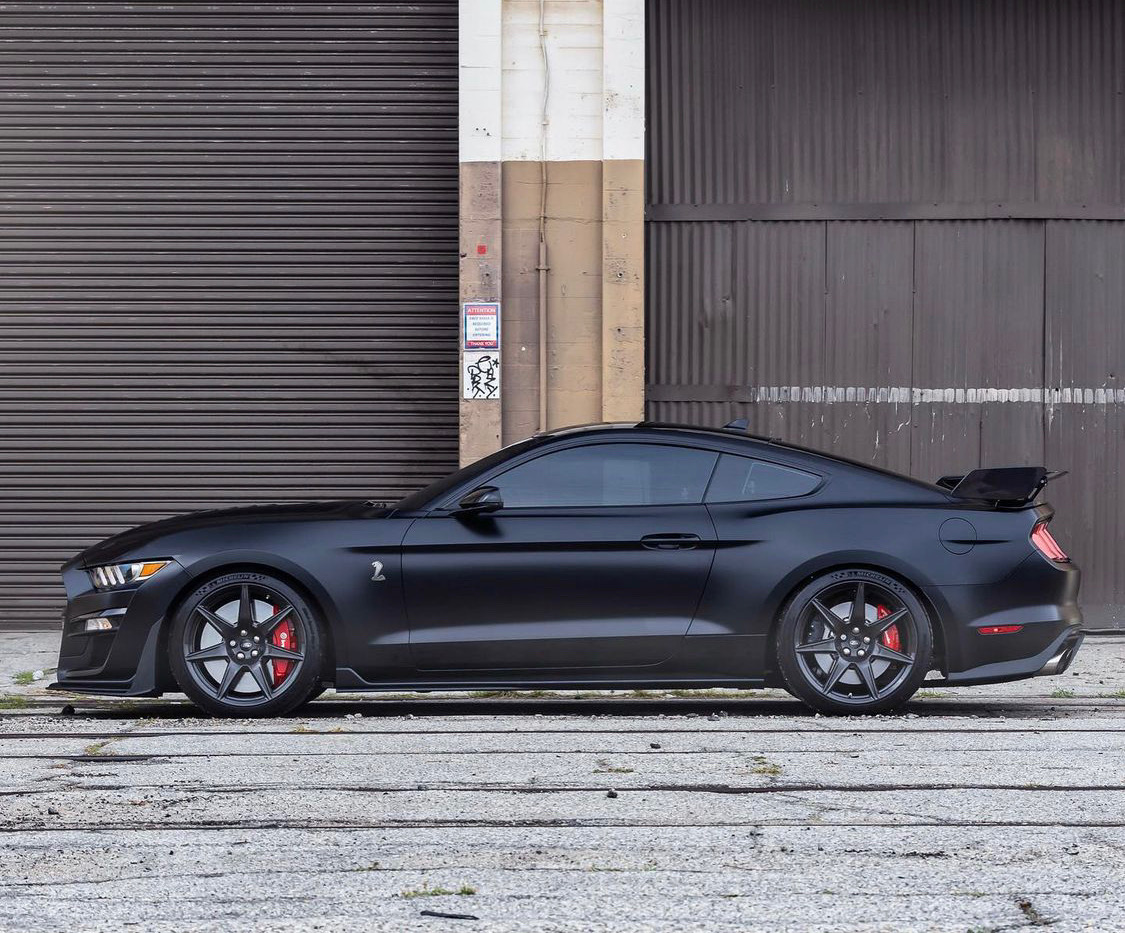 Our favourite view of the S550! In our favourite spec 😉  
#Repost <a href="/v8venom/">Tara Ford</a> 
・・・ 
The S550 has a great side profile and the aggressive stance of the GT500 only enhances it. 🚗 <a href="/gg_350r/">Gregory Gipson</a>