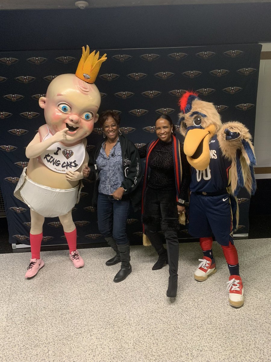 Gwen51Simpson's tweet photo. Go Pels!!   Love My Pelicans!!  #pelicansgameday #neworleanspelicans #geauxpels #neworleanspelicansgameday #nola https://t.co/0wEuEoBSEO
