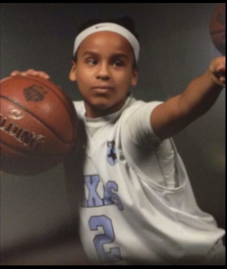 melissa_reed_'s tweet photo. Senior Night for  @DeuceeReed Bitter sweet as she’s still recovering from her 2nd ACL injury, but we are super proud of the many years of blood, sweat and tears she put into her game. She’s a fierce competitor and gave every bit of herself in every game she played. ❤️🏀 https://t.co/XMncneS250