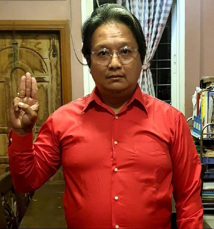spring21MM's tweet photo. Actor, Director Wine who is supporting for Anti-Military Dictatorship movements,was Unlawfully Abducted by terrorists from an apartment in #Pazundaung Tsp,Yangon on the morning of Feb9 shortly after he arrived at his apartment after fleeing.
#2022Feb9Coup
#WhatsHappeningInMyanmar https://t.co/Sqtf4qtLq0