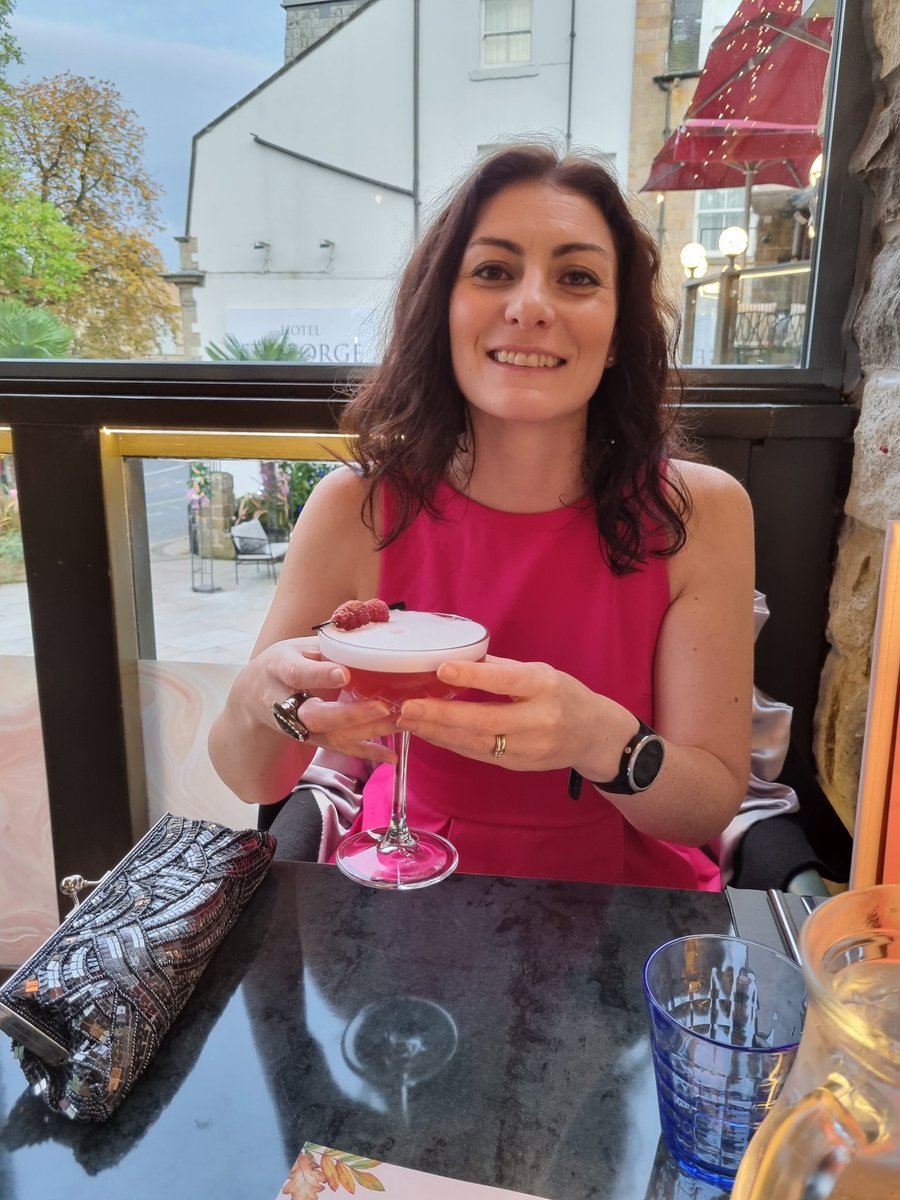 hellypsmith's tweet photo. @tomallencomedy is there any chance please you could wish my beautiful best friend @hjlambstail ❤️ a Happy 40th Birthday https://t.co/BjFdloh9lK