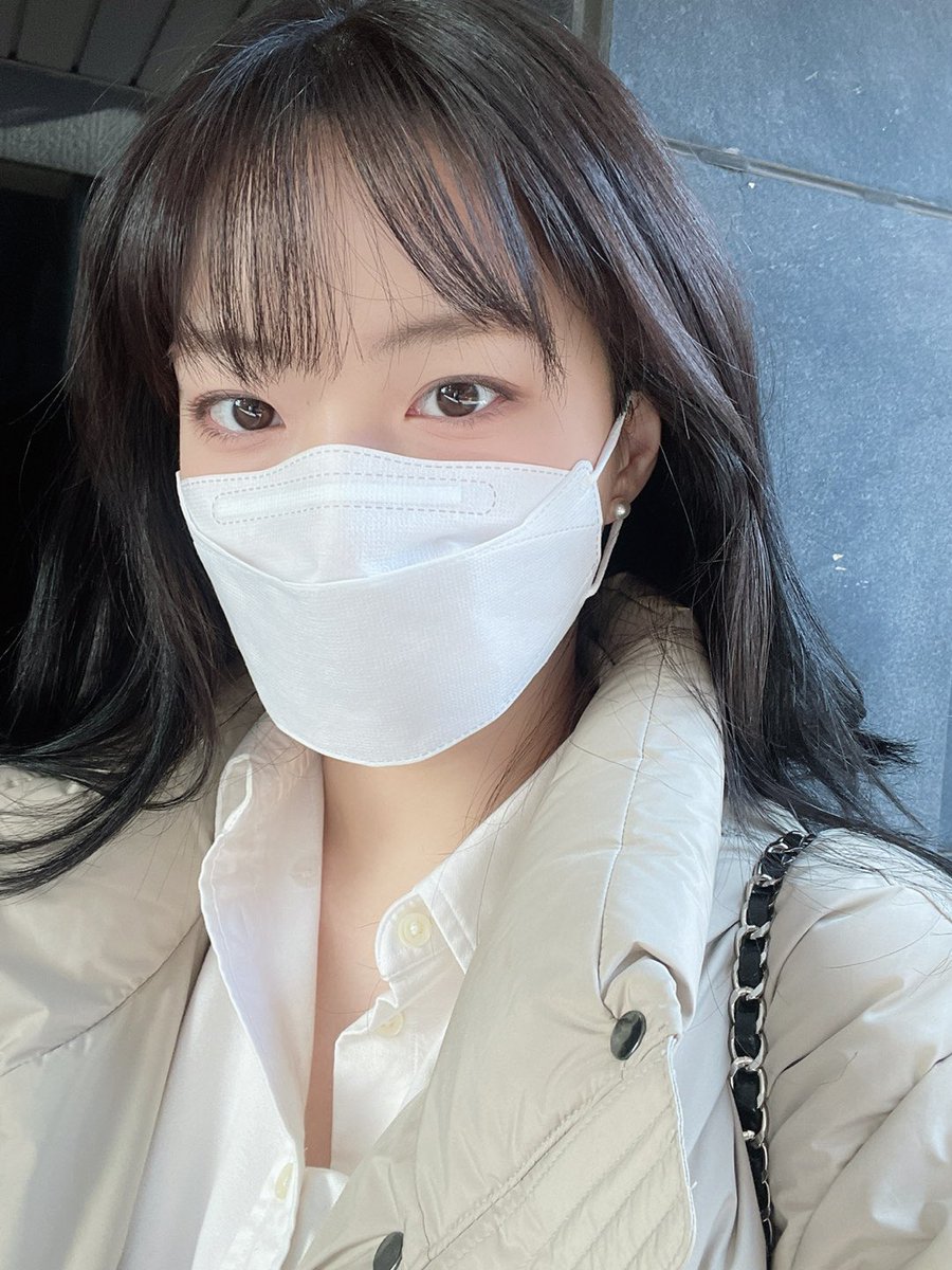 눈만 보여도 완벽한 거 알지,,