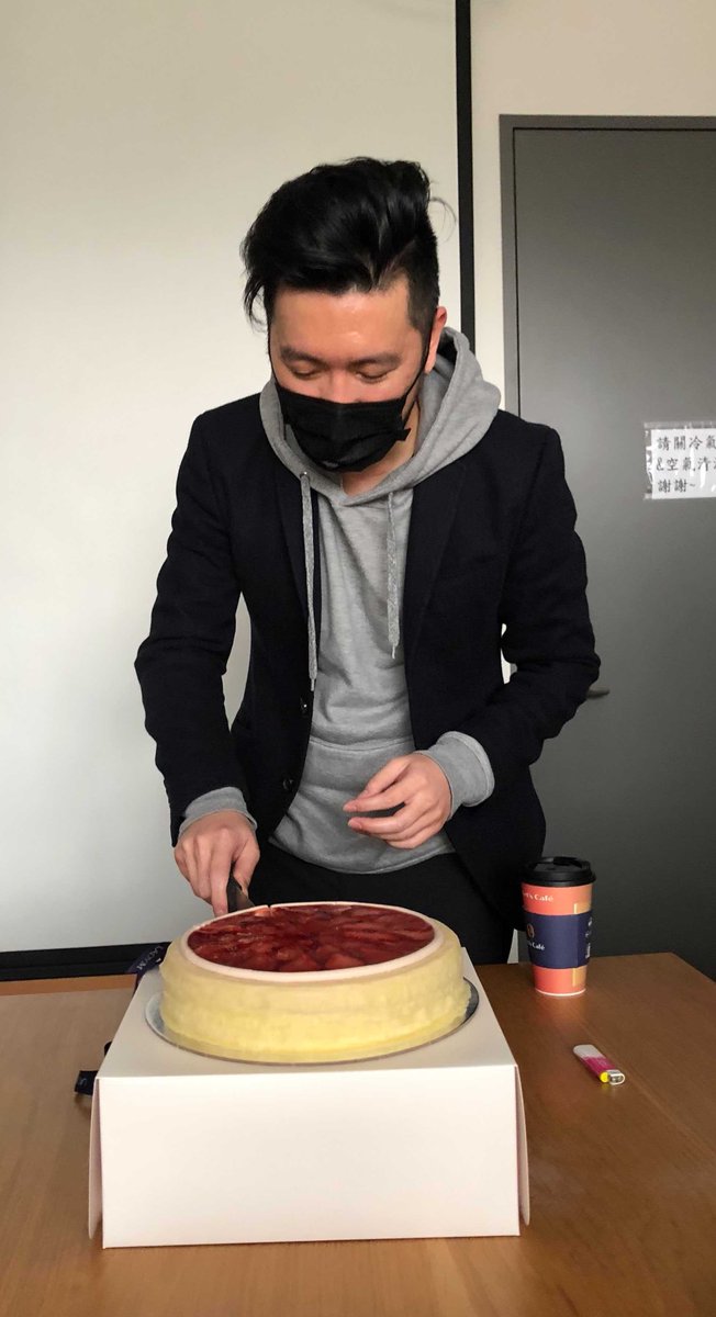 海總理 tweet media