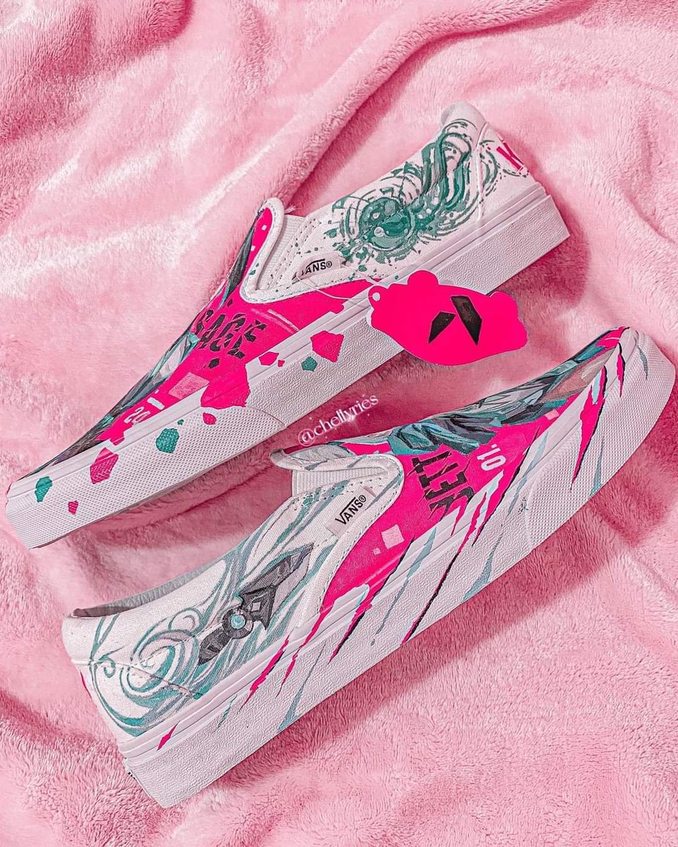 Can we all just admire these customized kicks I commissioned from TENZ MEDINA for my beau, whom I met on Valorant almost a year ago. He's Jett main, I'm sage main, cliché i know. But that’s a story for next time. #VALORANT #valorantph #customizedshoes #sage #jett