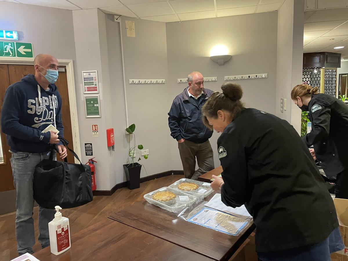 Arrivals! The Great Hampshire Sausage and Pie Competition judging is today! <a href="/RestaurantBCoT/">The Restaurant at BCoT</a> it’s about to get very tasty busy here! <a href="/BBCRadioSolent/">BBC Radio Solent</a> <a href="/ZoeTheBall/">Zoe Ball</a>