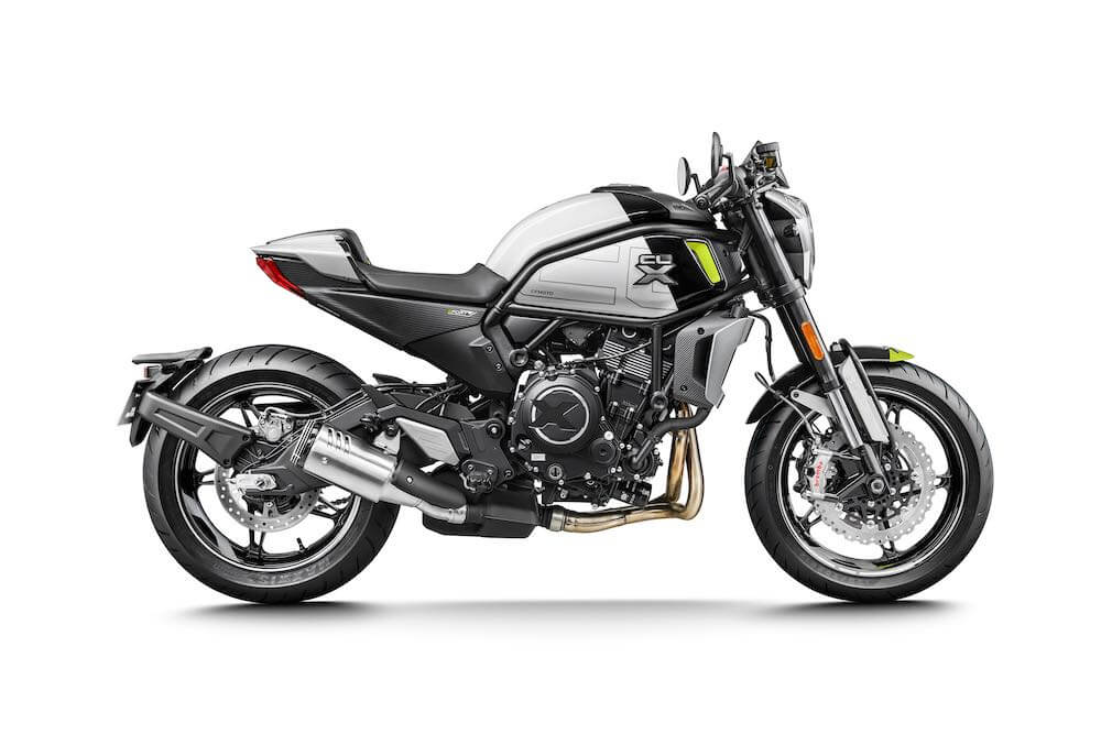 cfmotouk's tweet photo. Ladies and Gents, we have an announcement to make! The CFMOTO 700CL-X Sport is here! Yes, it's now available through dealers. £6,999, 4-year warranty
#cfmoto #700clx #clxsport #motorcycles #motorcycle #brembobrakes #boschelectronics https://t.co/HV1rQOBAiN
