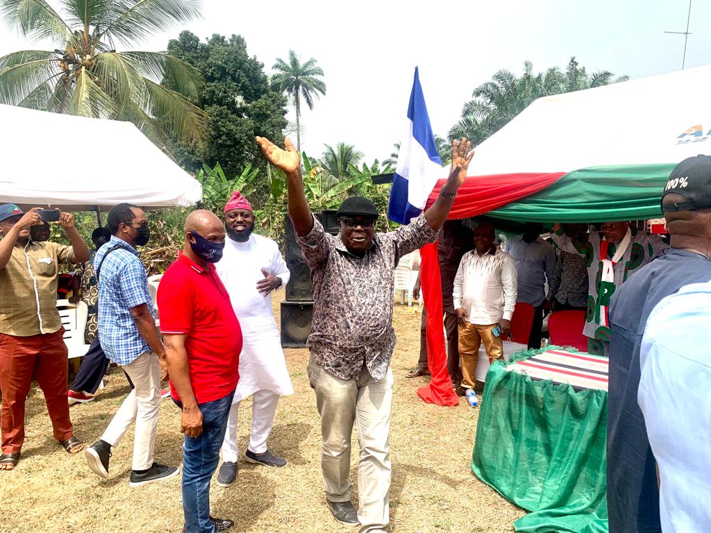 efiok_cobham's tweet photo. Ikot Nkókene in Bakassi LGA played host to our tour on day 9 in our bid to consult with critical stakeholders of our party across the state.  

My team and I were received by party faithfuls and we had very meaningful engagements in our resolve to make Cross River Arise again. https://t.co/39UhamWOI1
