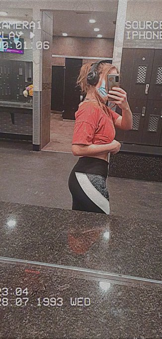 I've been at the gym a lot lately! 💕 can you tell? https://t.co/jTR6UCCJzO<a href="/tag/newprofilepic"class="tags"><span>#newprofilepic</span></a>