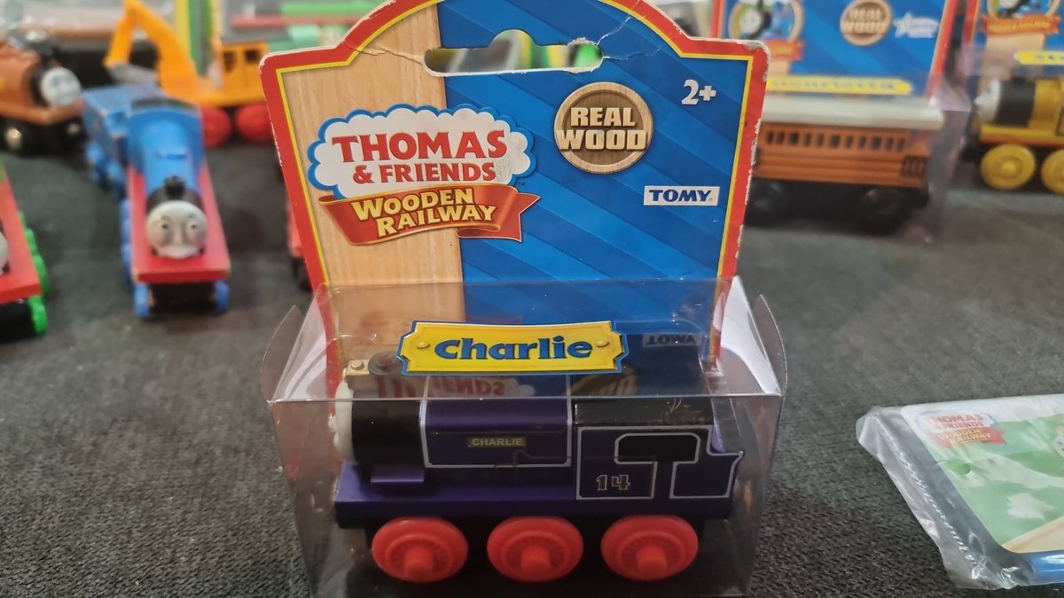 I am yet to find many in the community that have seen this as there was much speculation that a Charlie character card exists. This was won on ebay a few months back. Its a 2011 boxed Charlie with a code 0122TFI00 (2012). Not many of these floating around so proud to own it 😁💯